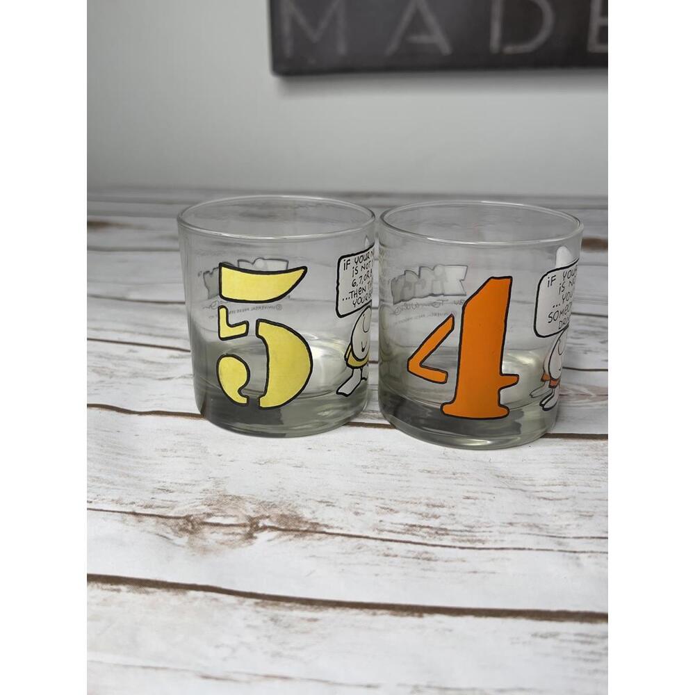 Vintage Ziggy Numbered Glasses Set - 4 & 5